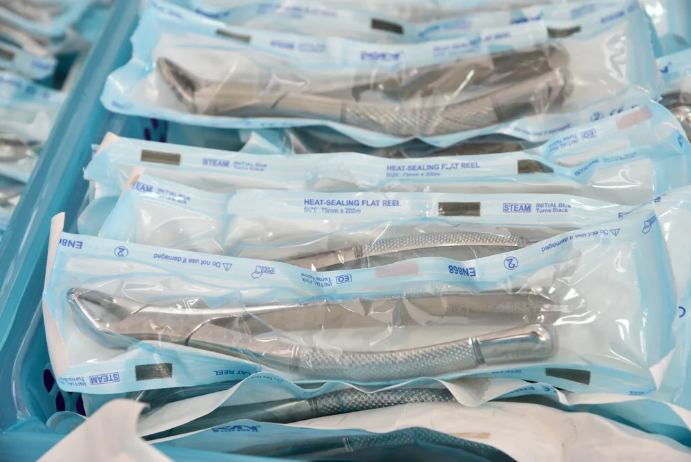 sterile medical pkg 1 shutterstock 706625419 72dpi